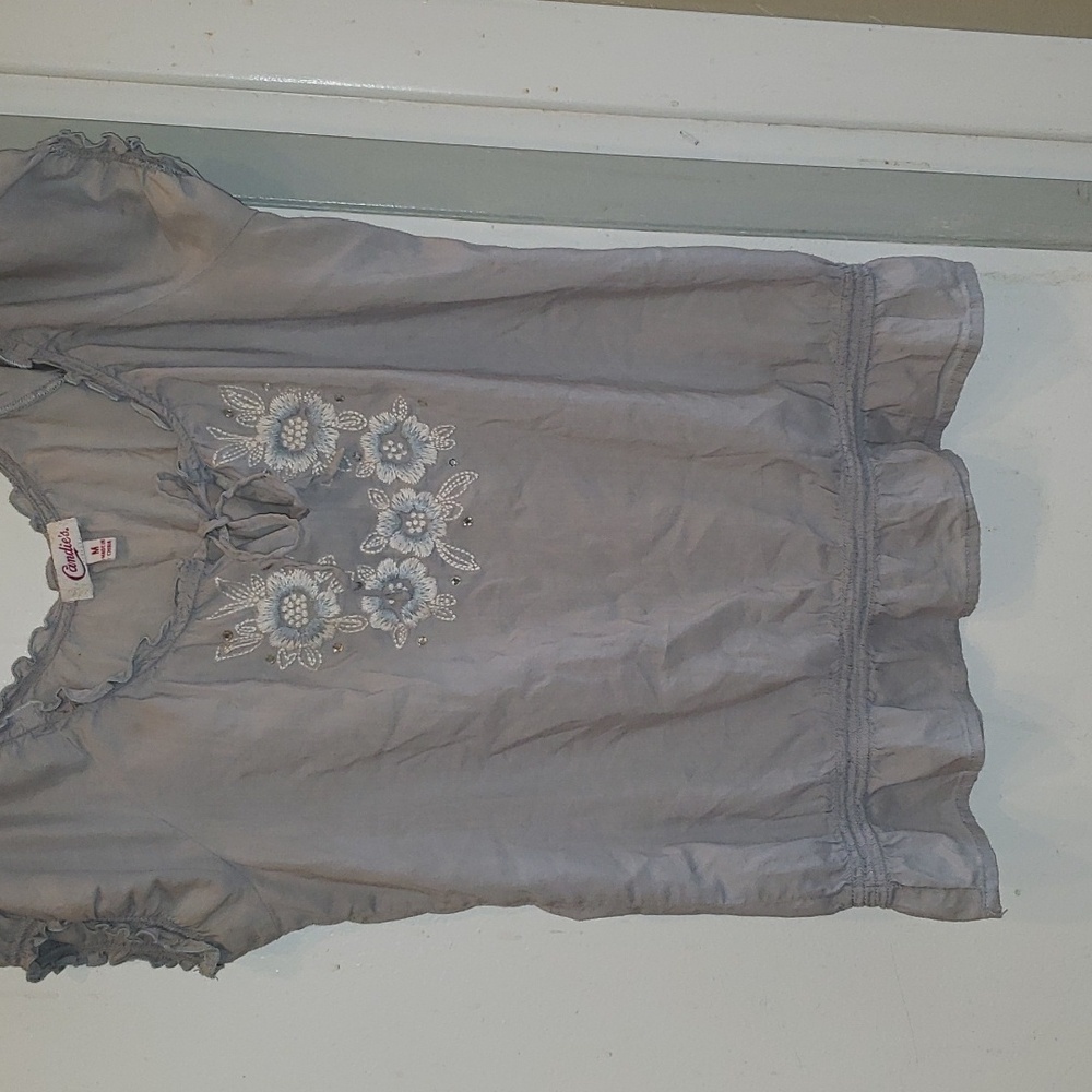 Candies light blue embroidered rhinestone tie top, medium